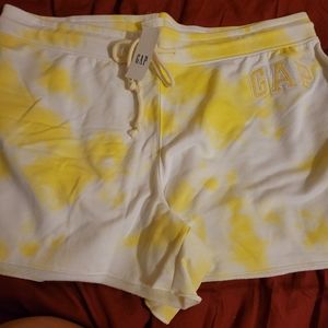 Gap shorts